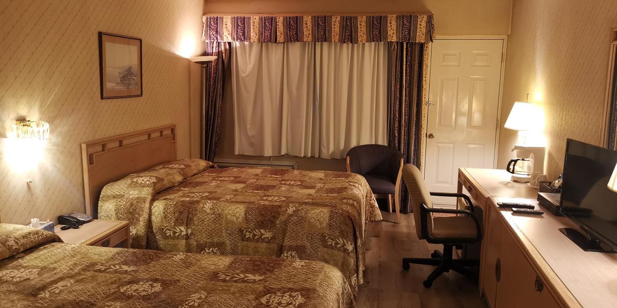 Hotel Motel Penn-Mass Trois-Rivières エクステリア 写真
