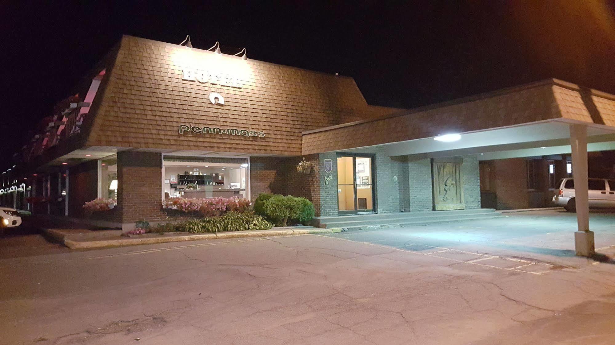 Hotel Motel Penn-Mass Trois-Rivières エクステリア 写真