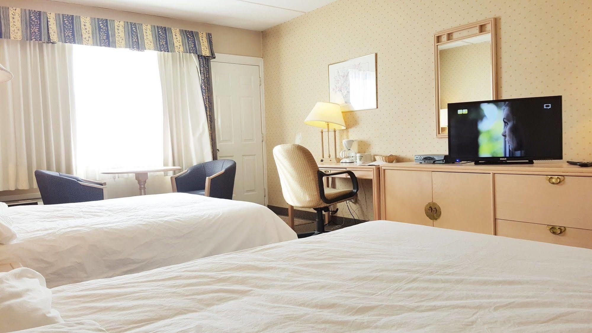 Hotel Motel Penn-Mass Trois-Rivières エクステリア 写真