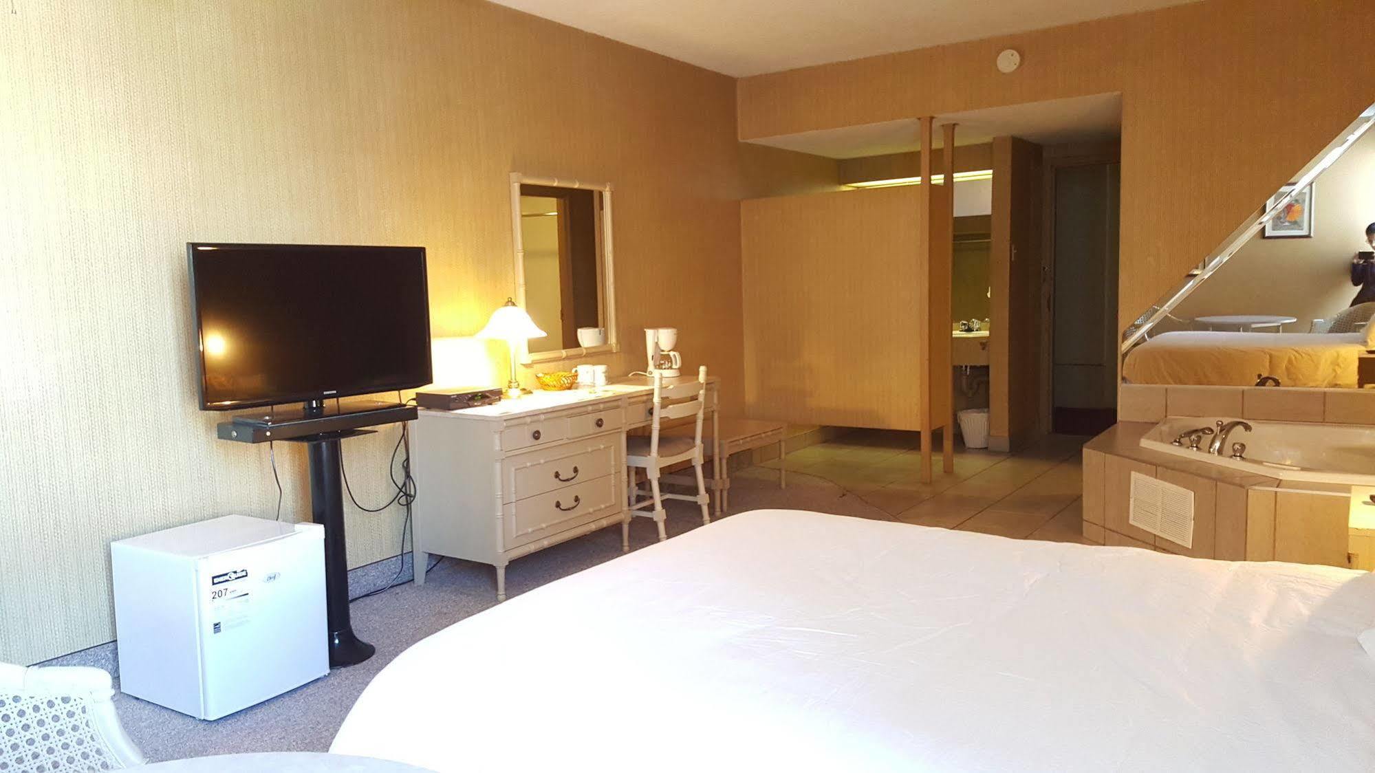 Hotel Motel Penn-Mass Trois-Rivières エクステリア 写真