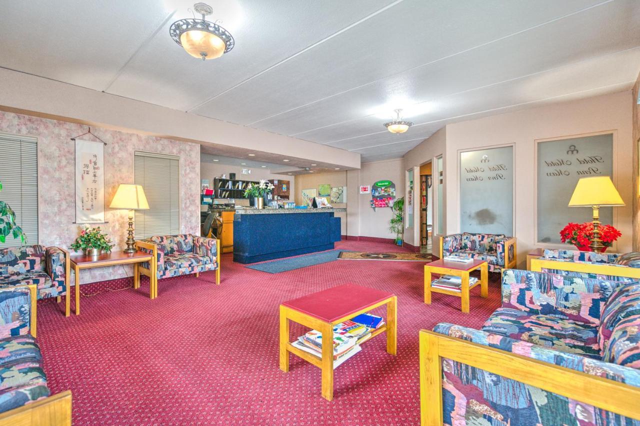 Hotel Motel Penn-Mass Trois-Rivières エクステリア 写真